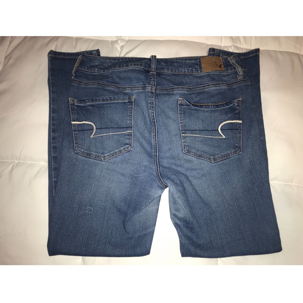 American Eagle mid rise super stretch jeans 💙